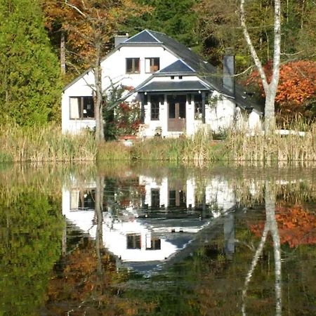 Propriete Bordee D'Etangs, Propice A La Detente Florenville Exteriör bild