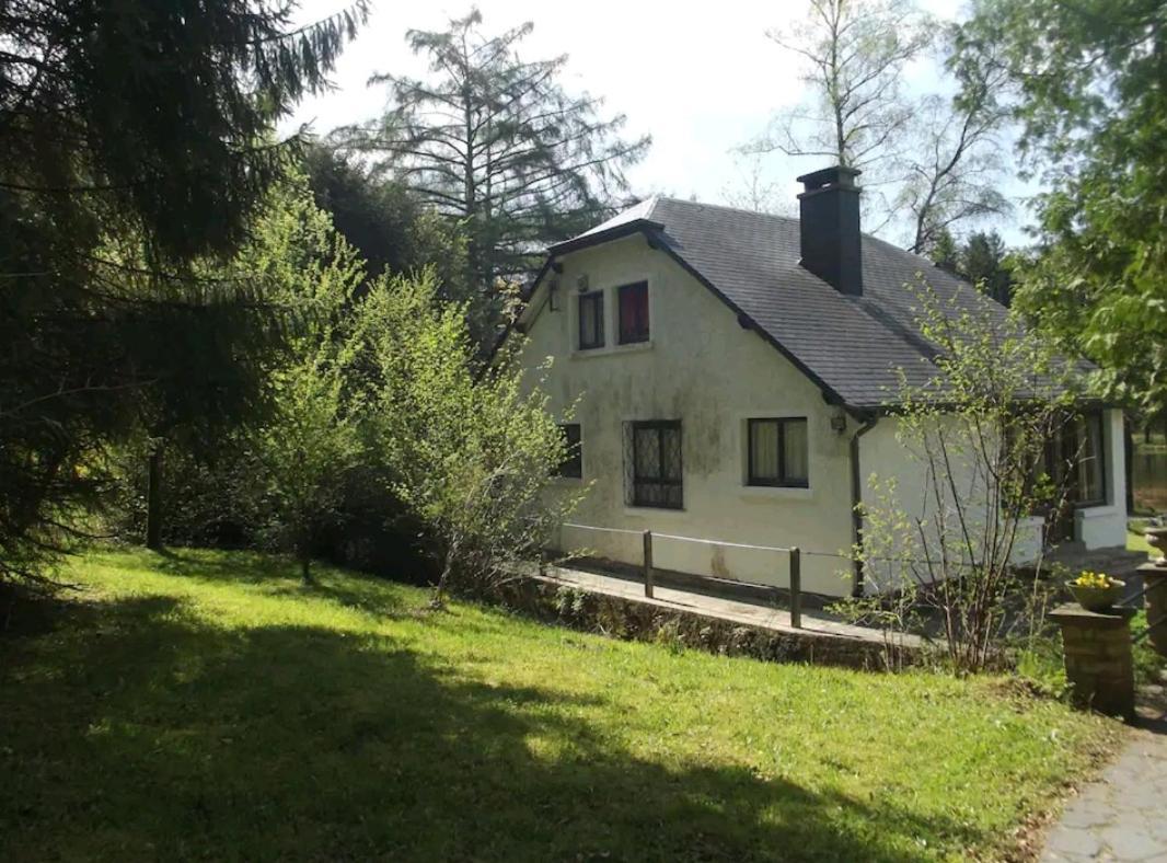 Propriete Bordee D'Etangs, Propice A La Detente Florenville Exteriör bild