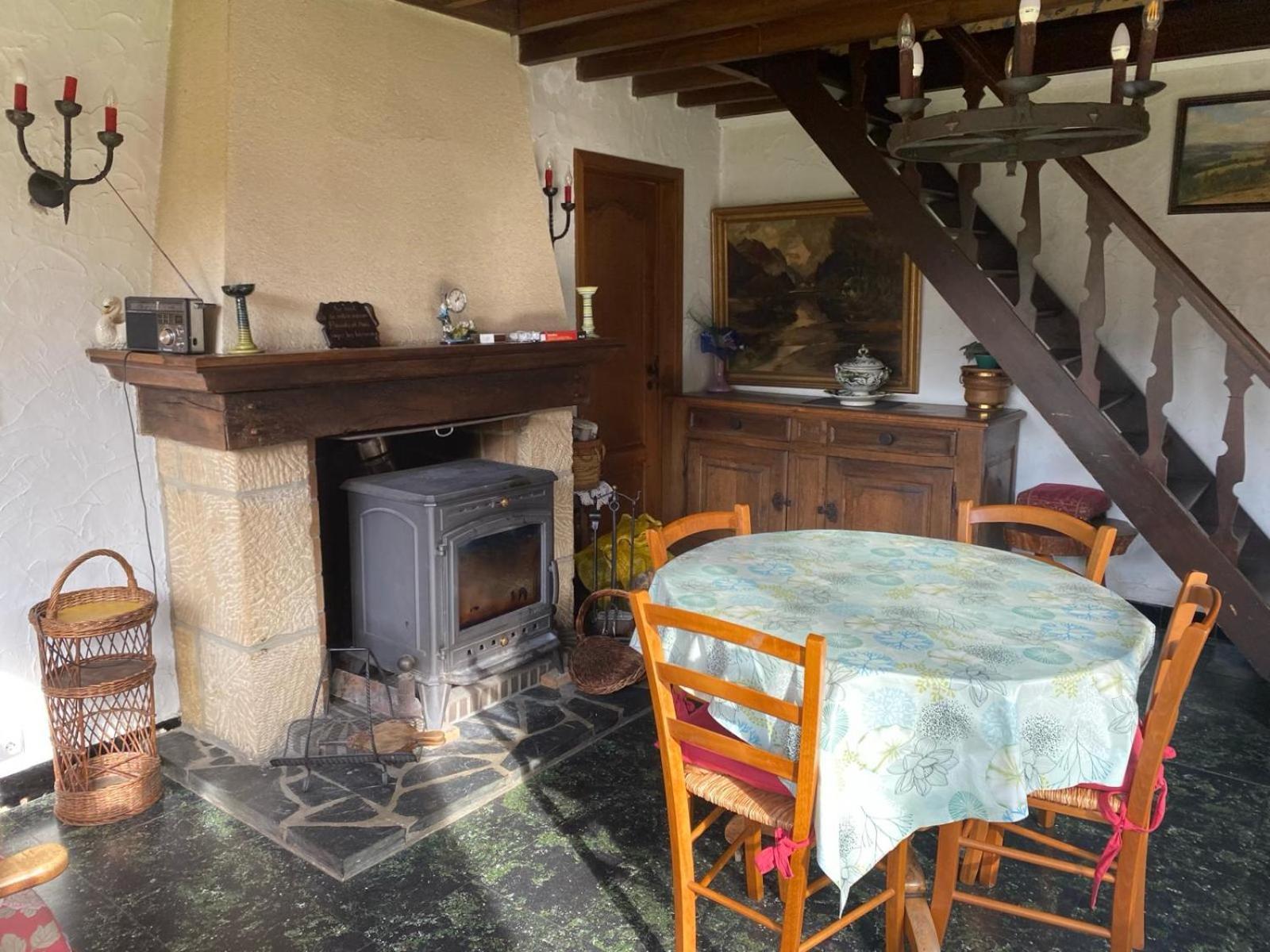 Propriete Bordee D'Etangs, Propice A La Detente Florenville Exteriör bild